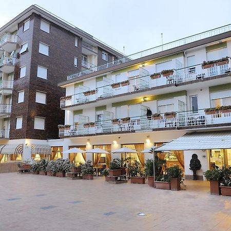 Hotel Arma Ristorante Arma di Taggia Dış mekan fotoğraf
