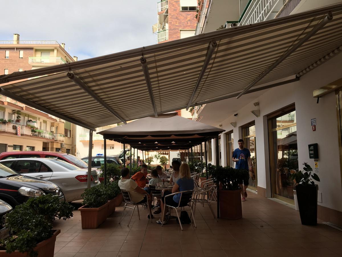 Hotel Arma Ristorante Arma di Taggia Dış mekan fotoğraf